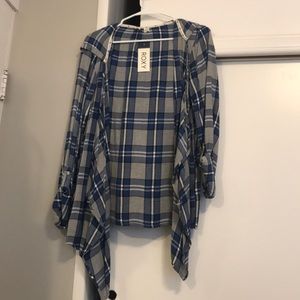 NWT Roxy Hooded wrap-style flannel